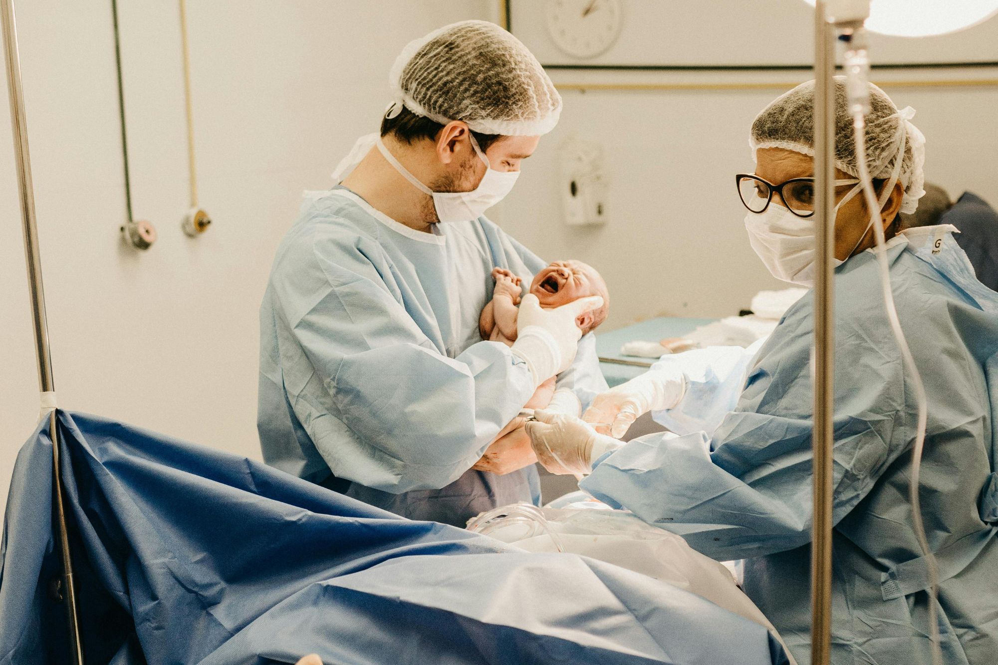 Emorragia post-parto, da Oxford arriva il protocollo “Motive” e il metodo 5-in-1