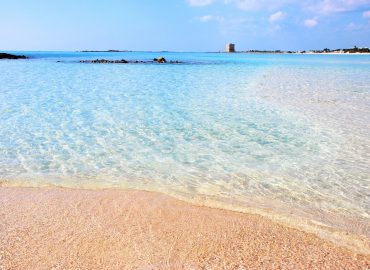 Riusciresti a stare in vacanza senza smartphone per una settimana? Airbnb ti sfida