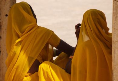 Stuprata in vivavoce con i familiari in cambio di soldi: è orrore in Sudan