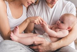 Casa e lavoro: cosa manca ai giovani per realizzare matrimonio e figli?