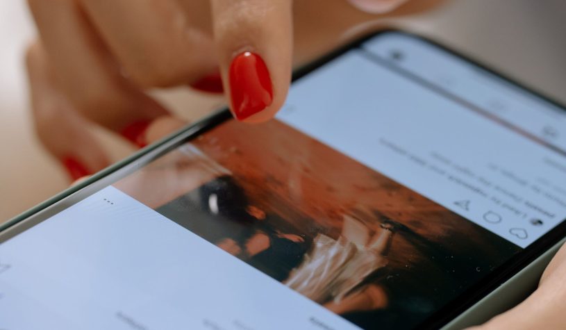 Pedopornografia, un’inchiesta scopre inserzioni di Instagram che “sfuggono ai controlli”