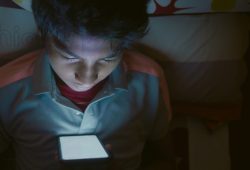 Generazione Scroll: lo smartphone è la nuova cocaina?