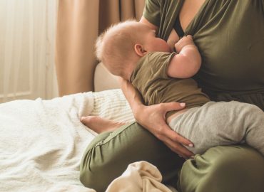 Allattamento, l’investimento da 3 trilioni che salva vite e futuro