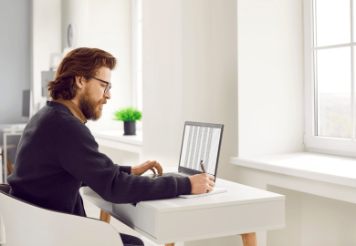 Baci, appuntamenti e delusioni: ora l’amore si misura su Excel