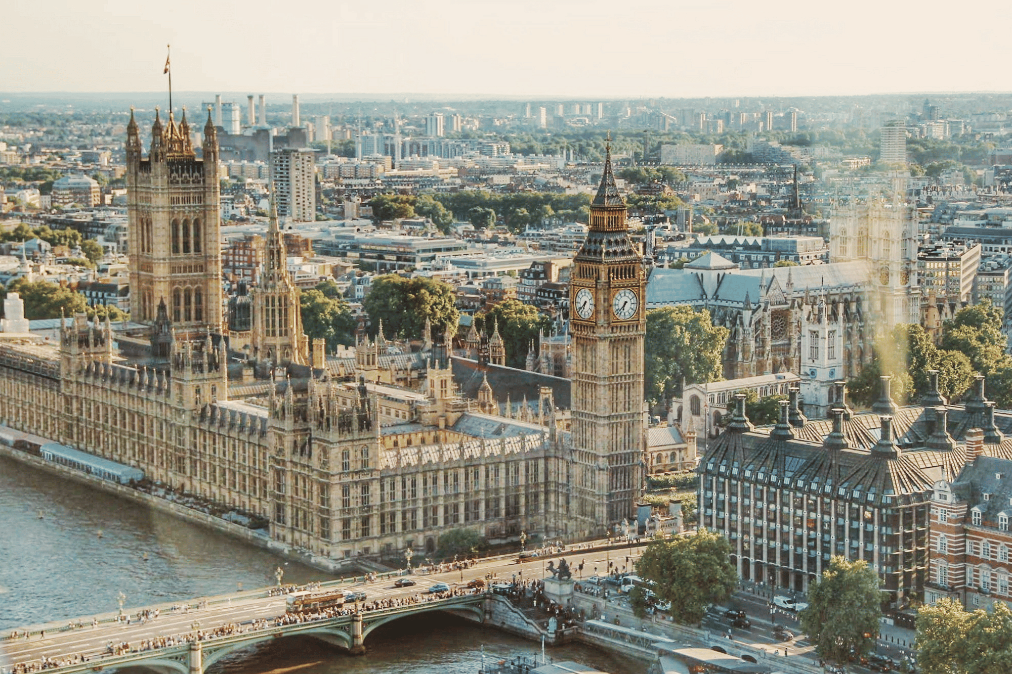 Londra cresce ma perde bambini: perché le grandi città stanno diventando città per adulti