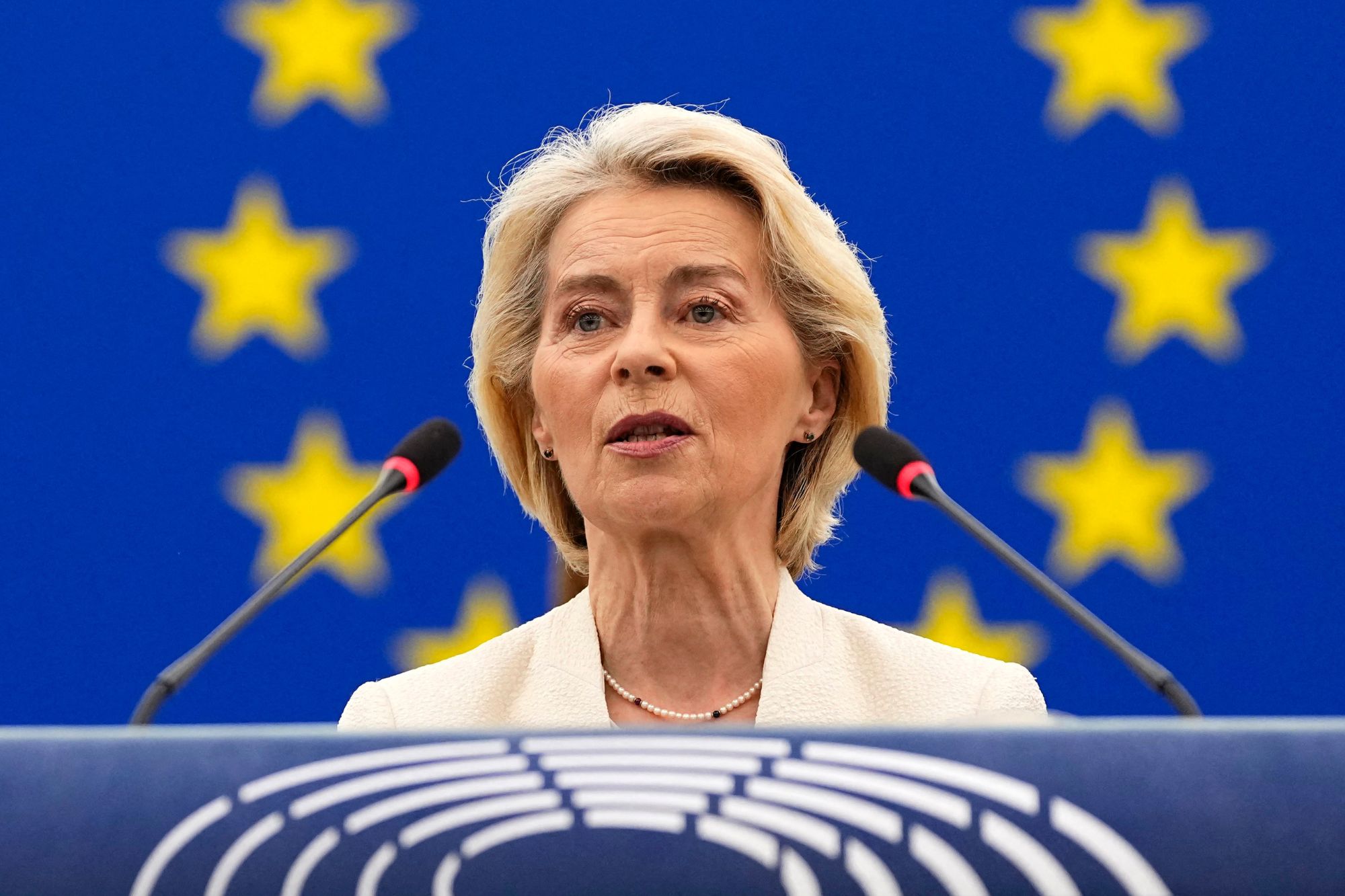 Niente social fino ai 13 anni e mini-profili fino ai 15: dal Soteu 2026, von der Leyen annuncia l’Eu Kids Act