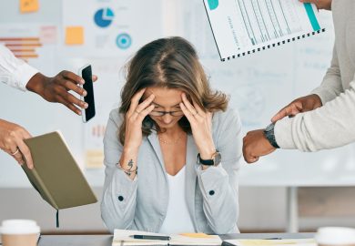 Sbagliare è umano (ma dipende con chi lavori): la verità su donne, uomini e errori in ufficio