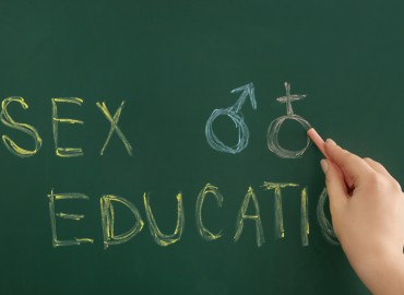 Educazione affettiva, oltre 576mila firme e primo via libera al referendum: ora decide la Consulta