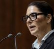 “Volevate le donne a illuminare la casa? Non siamo dei lampadari”, così la premier del Marocco risponde ai conservatori