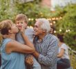 Nonni, salvatori di imprevisti e custodi di ricordi: se non ci foste bisognerebbe inventarvi