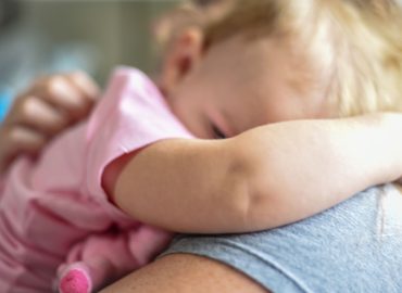 Uno basta e avanza: perché il secondo figlio è diventato un tabù?