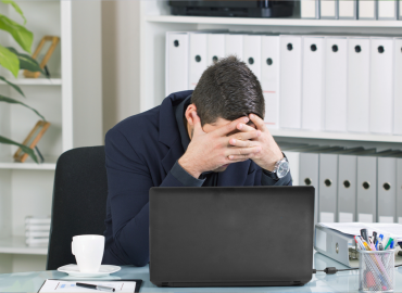In pensione sempre più tardi e sempre più poveri