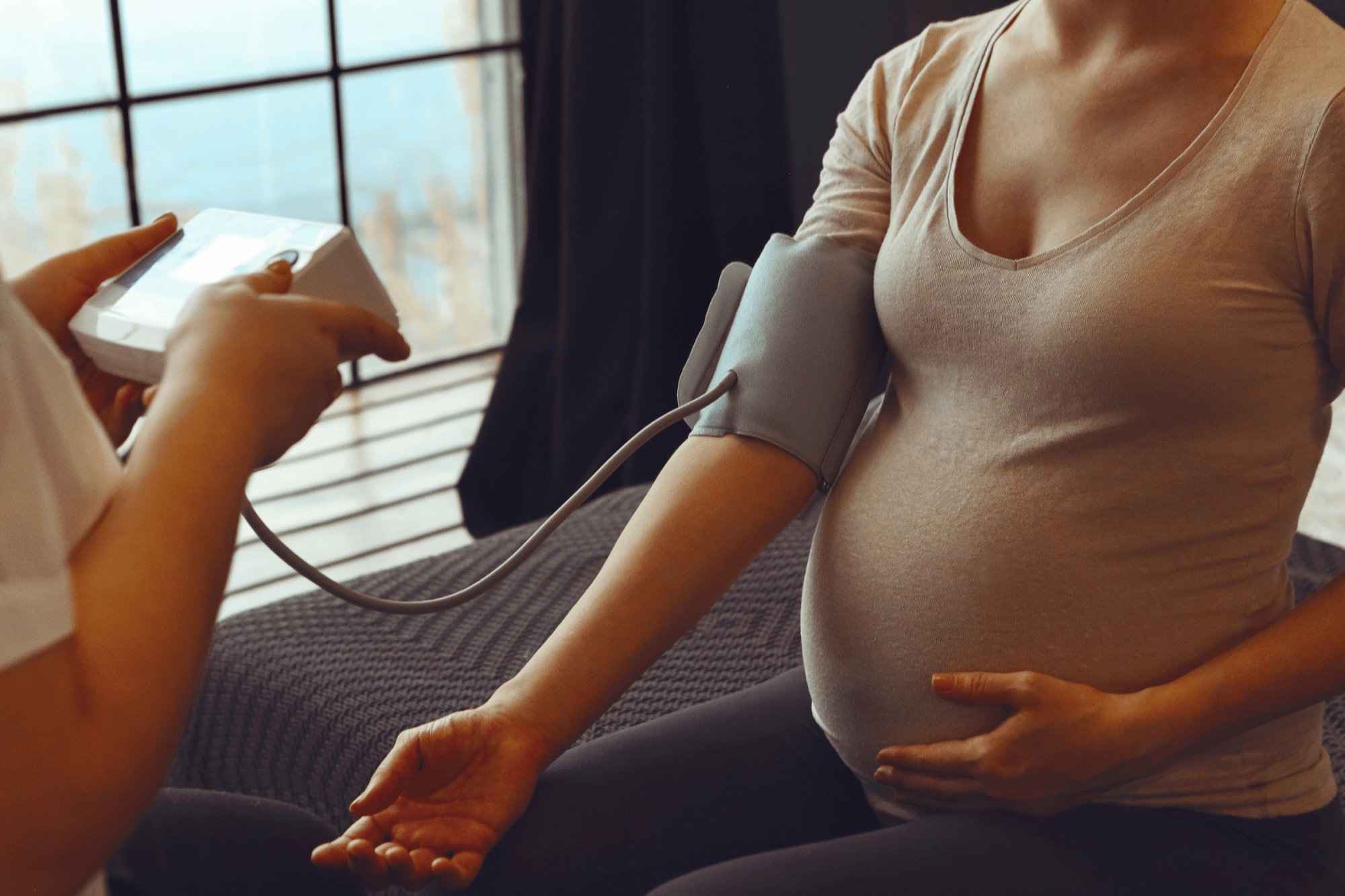 Ipertensione in gravidanza, fino a una donna su 7 è a rischio: l’Oms lancia l’allarme sulla preeclampsia