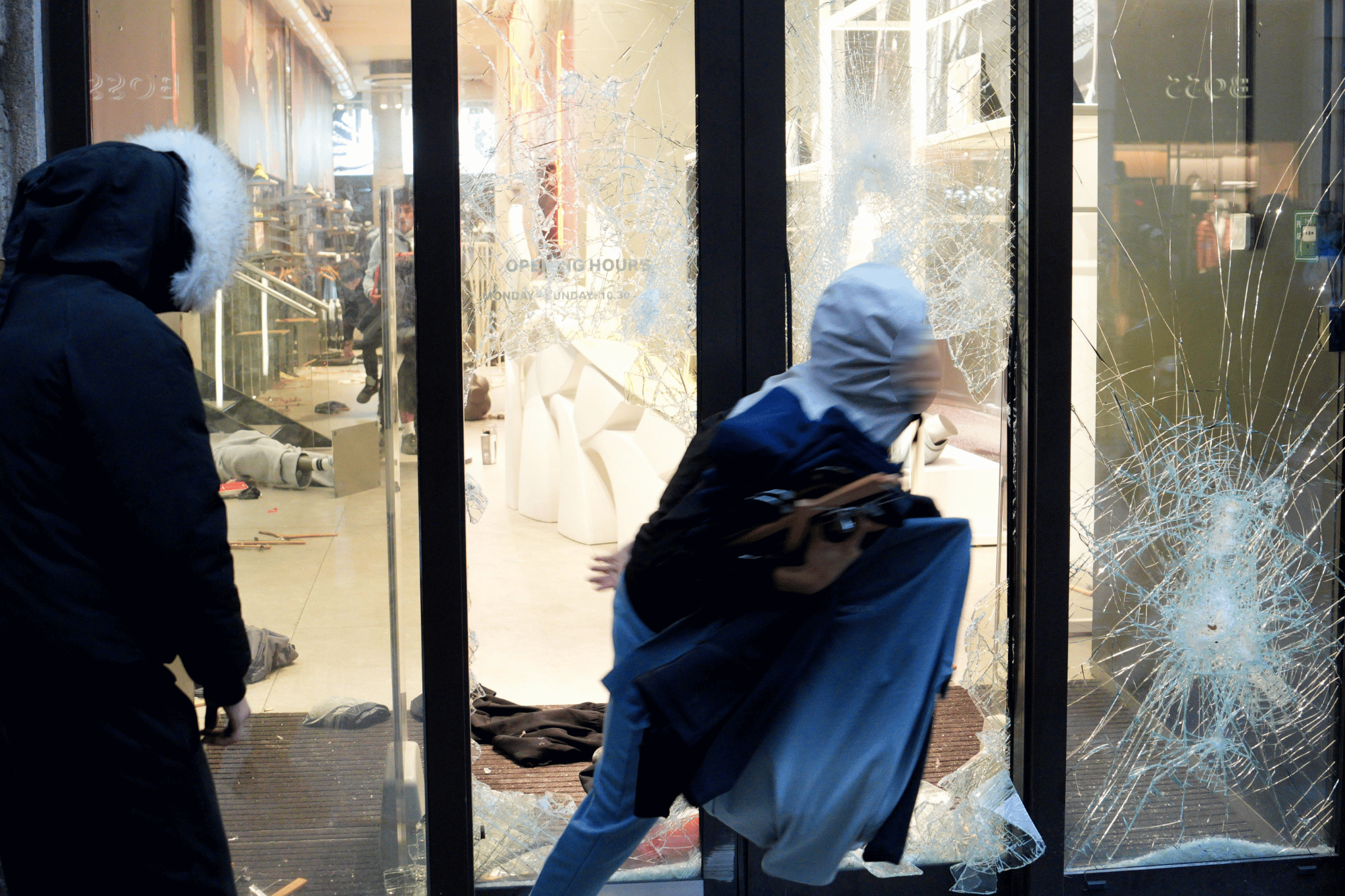 Scontri di Milano: i numeri smentiscono l’etichetta di “generazione violenta”
