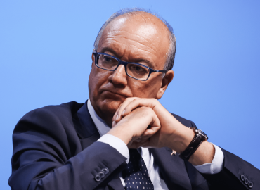 Scuola, Valditara: “Con oltre il 40% di stranieri che non parlano bene l’italiano crollano gli apprendimenti”